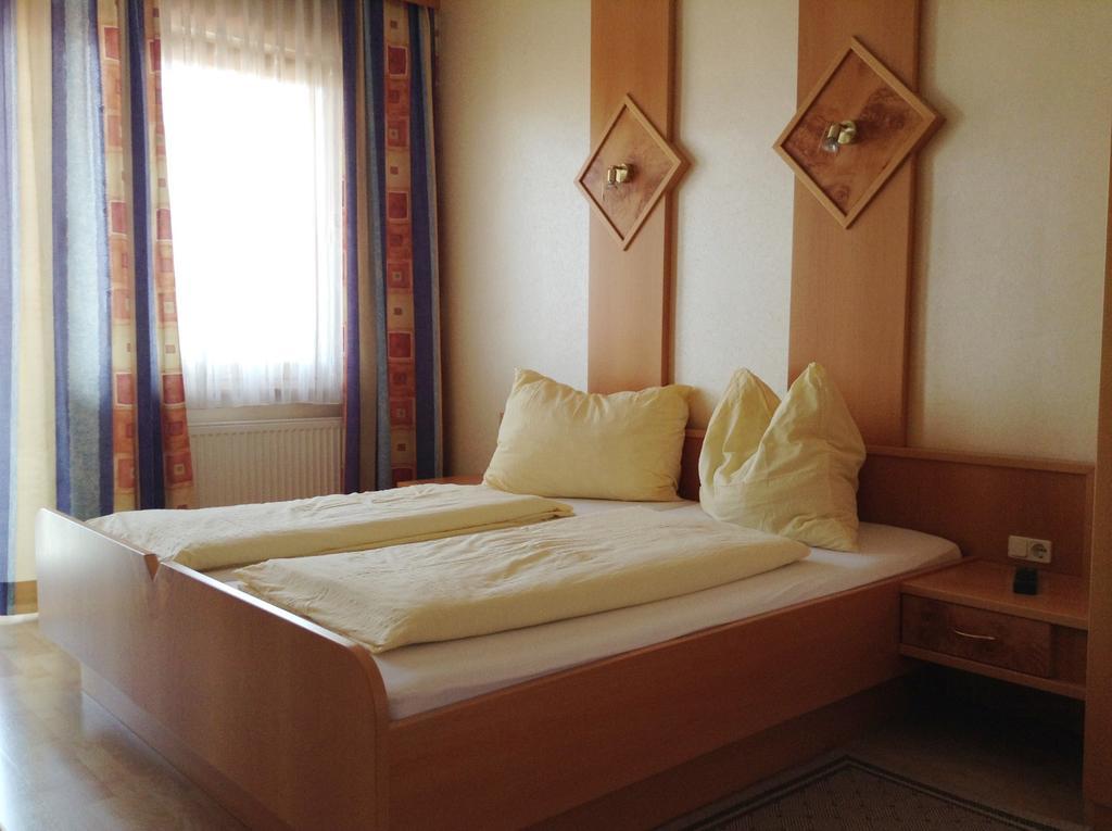Gasthof Janits Burgau Chambre photo